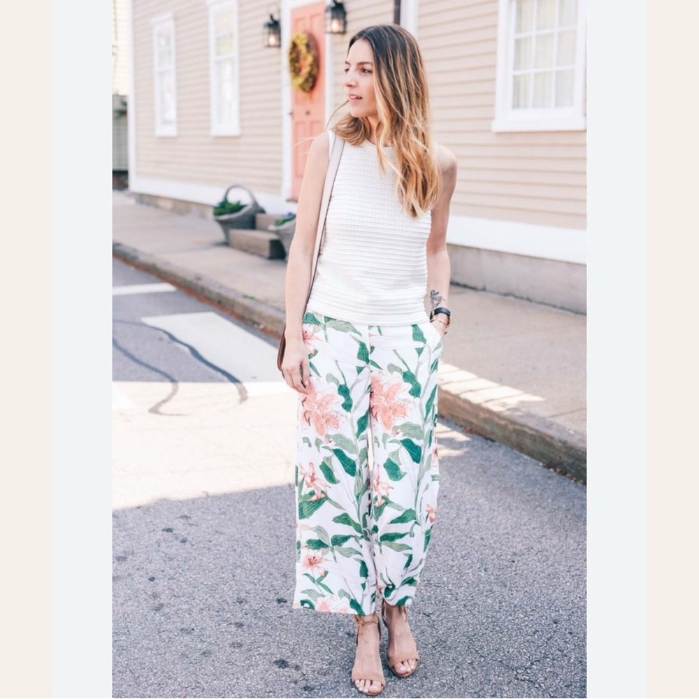 Ann Taylor Garden Lilly Floral Print Cropped Wide Leg High Rise Flowy Trousers 8